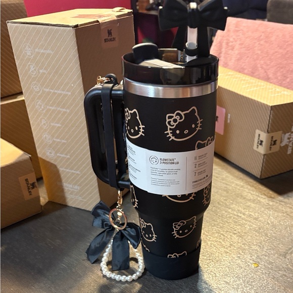 Stanley Black Tumbler with Rose-Gold Hello Kitty Accents - Picture 8 of 10